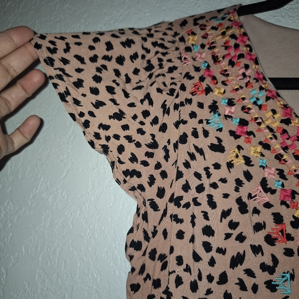 Savanna Jane Cheetah Print V-Neck  Dress S Embroidered - Picture 6 of 10